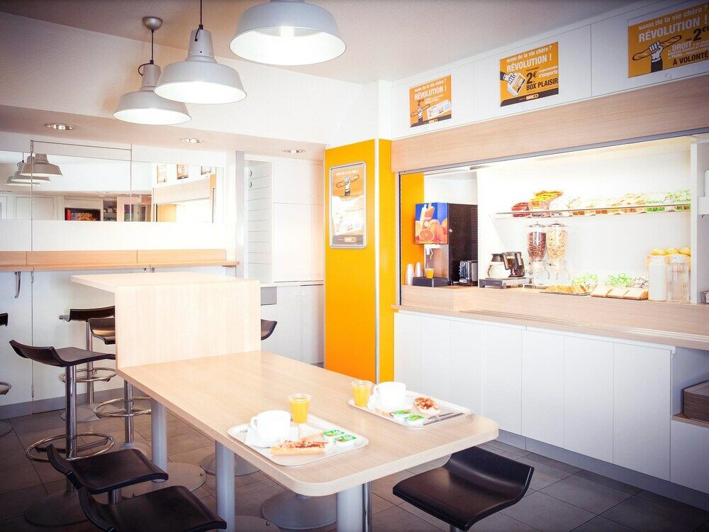 Hotelf1 Laval Change  Exterior photo